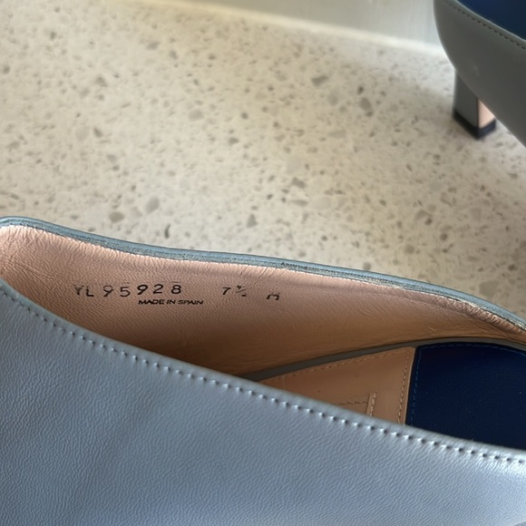 Stuart Weitzman Mira Mules - Picture 3 of 6